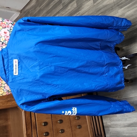 Vintage reebok track jacket! - Picture 4 of 4
